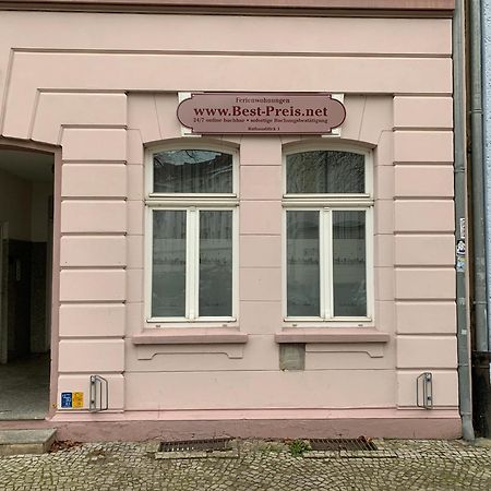 Best-Preis Fewo Rathausblick 2 - Zentrale Lage In Wittenberge - 2 Personen - Einzelzimmer - Vollausstattung - Wlan / Prime & Self-Check-In Exteriör bild